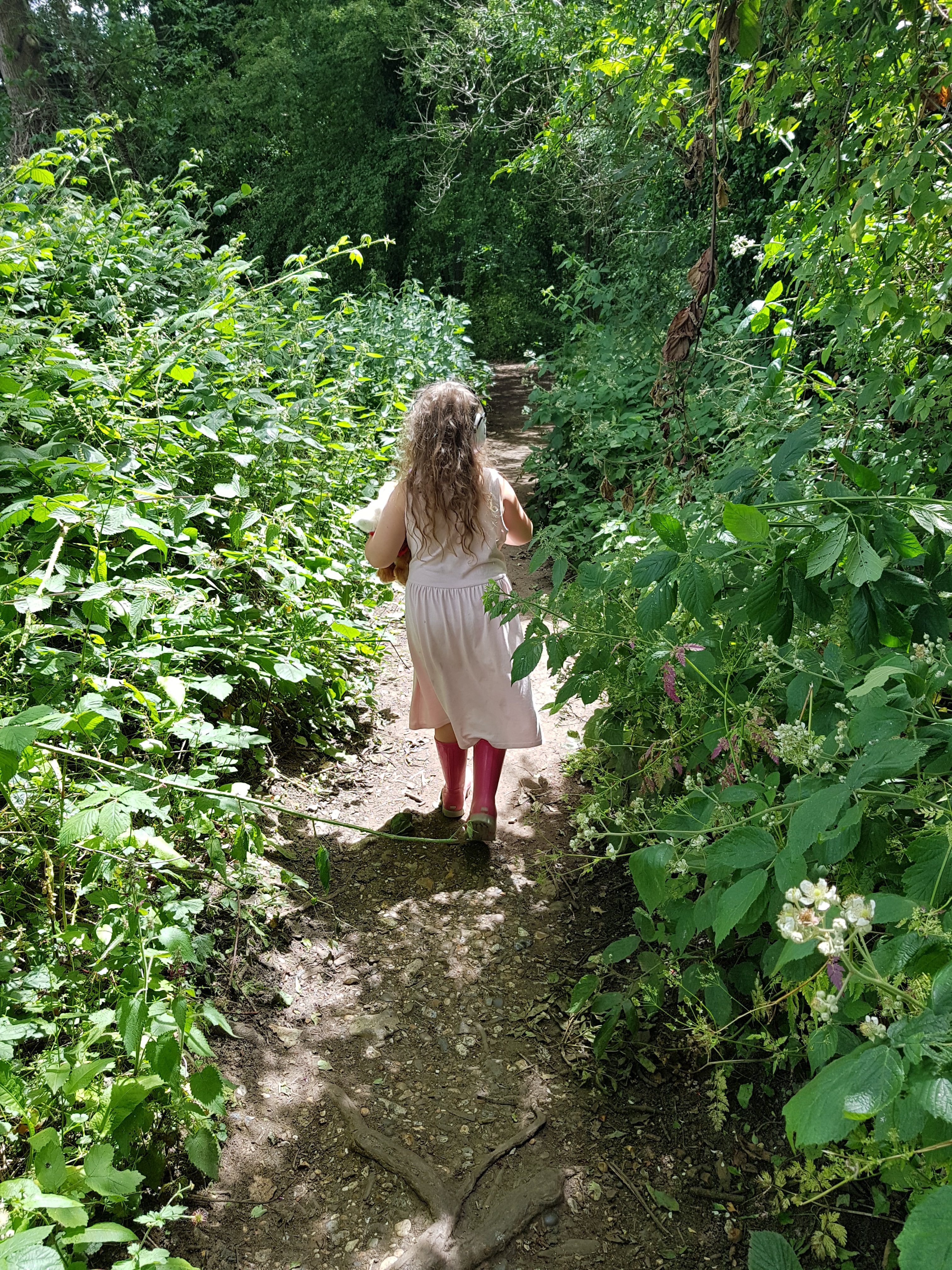 30 days wild, #30dayswild, #livinglifewild, The Wildlife Trusts, stay wild, nature, wildlife, natural environment, childhood unplugged, get outside, outdoors, Wick, nature reserve, ancient woodland