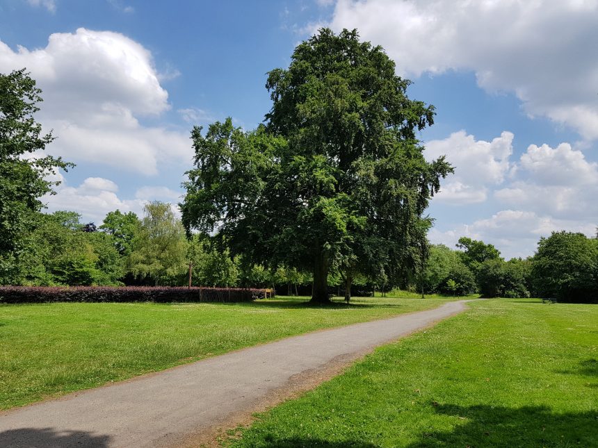 #cyclingadventures, InnTravel, slow holidays, cycling, cycle route, Highfield Park, maze, St Albans, Hertfordshire, active lifestyle, wellbeing, outdoors, get outside
