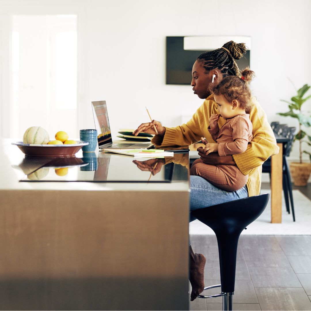 How To Manage Being a Full-Time Working Mom
